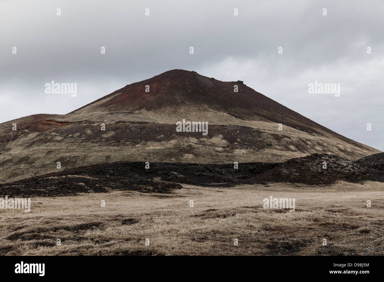 Vista del Vulcano Eldfell sulle isole Westman di Islanda Foto Stock