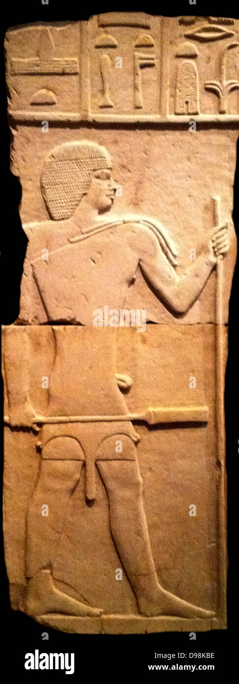 Akhtihotep calcare sollievo da Saqqara. Inizi del IV dinastia. 2575 = 2551 BC. Foto Stock
