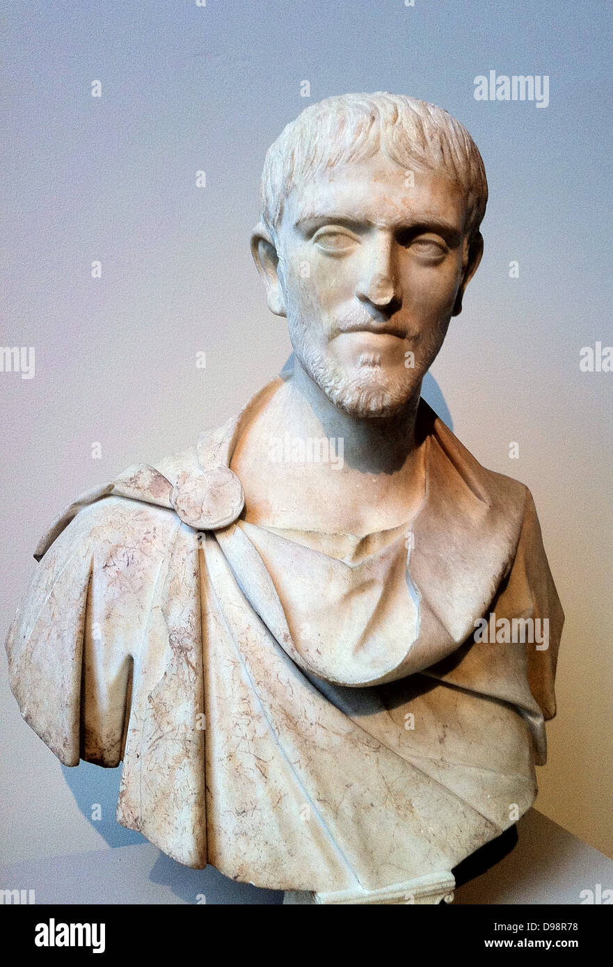 Ritratto in marmo il busto di un uomo. Iii secolo D.C. Foto Stock