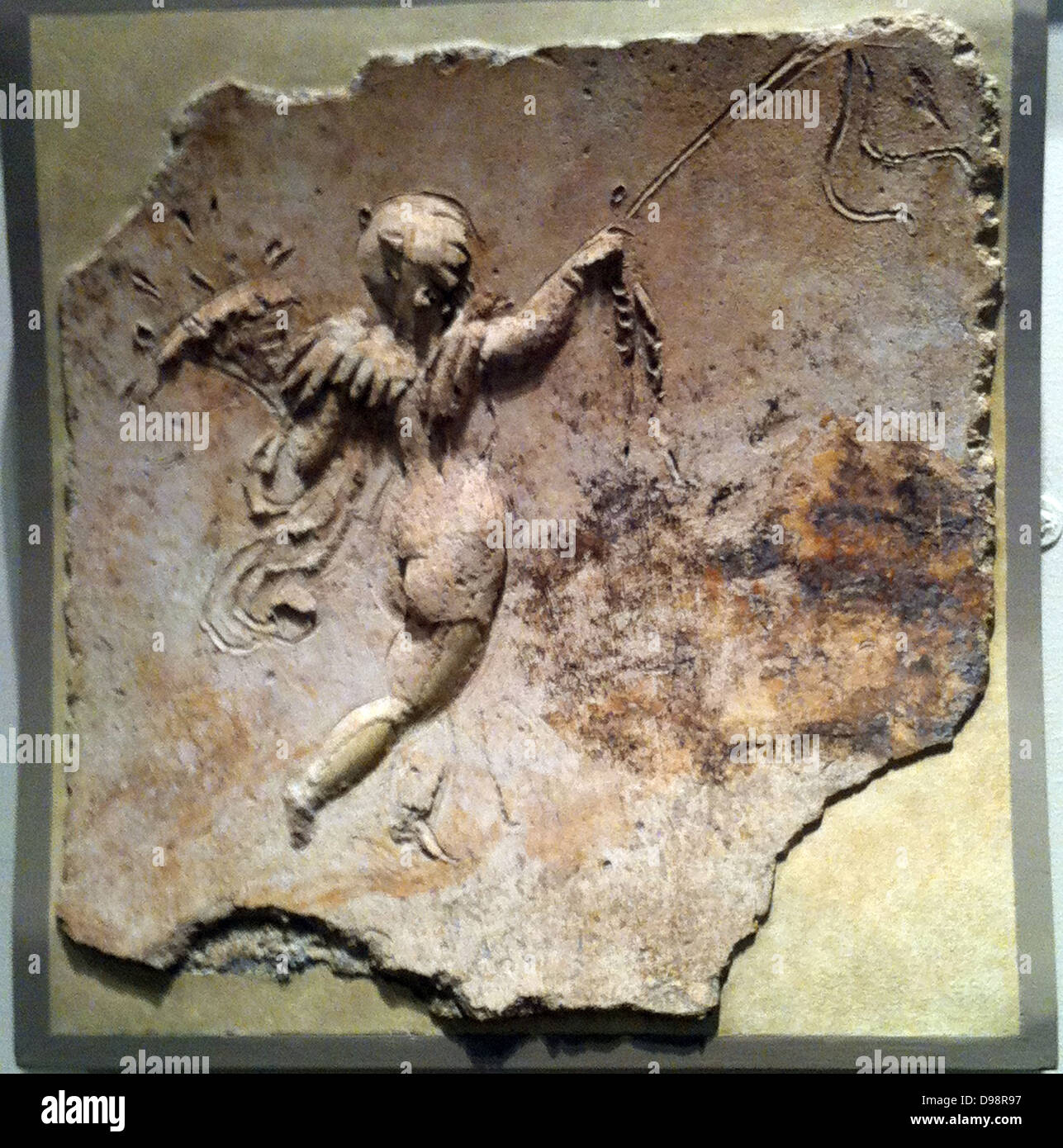 Rilievo in stucco (Roman) raffigurante l'Eros. I secolo d.c. Foto Stock