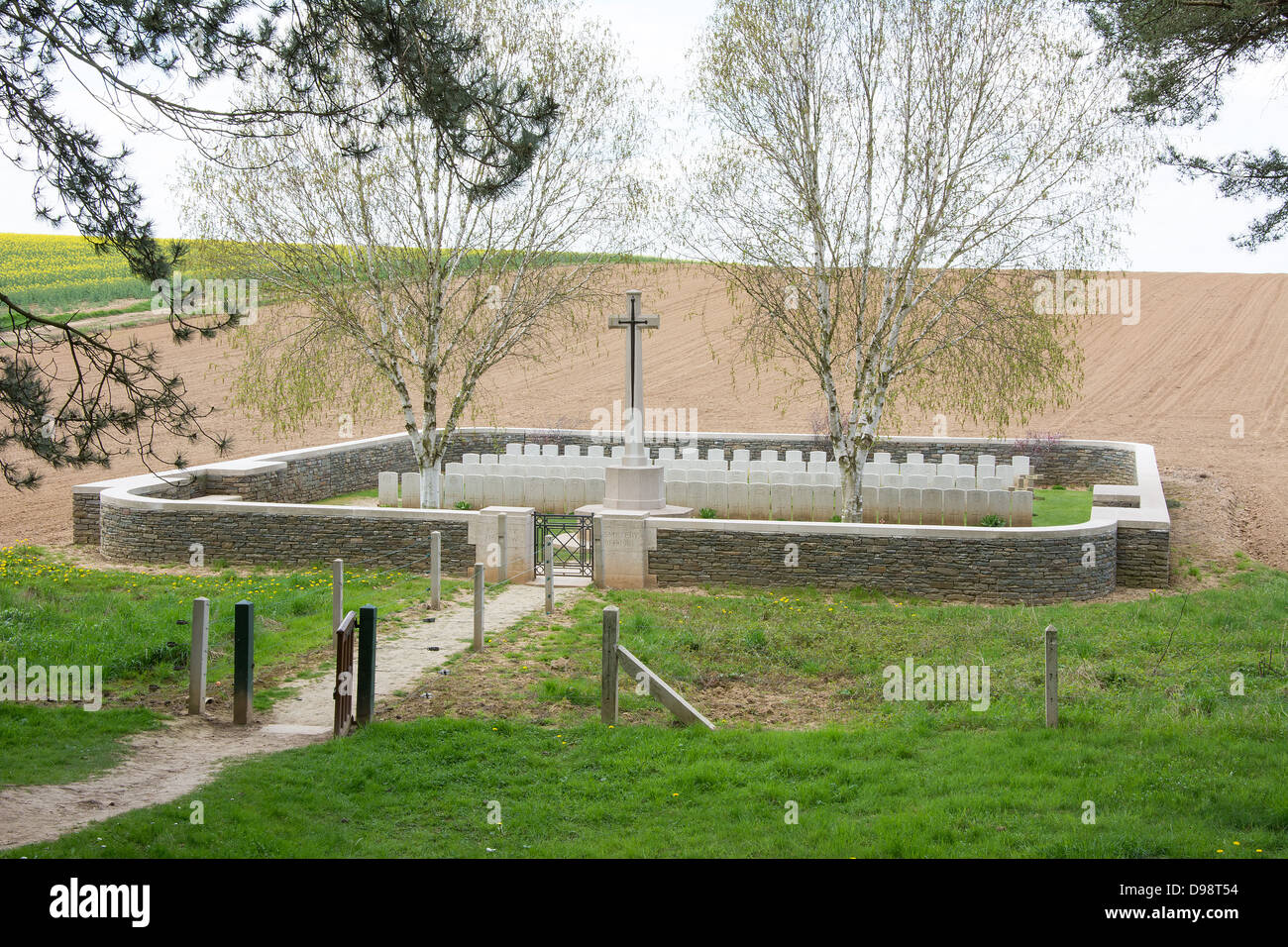La Cava ferroviaria Commonwealth War Graves cimitero Serre Francia Foto Stock