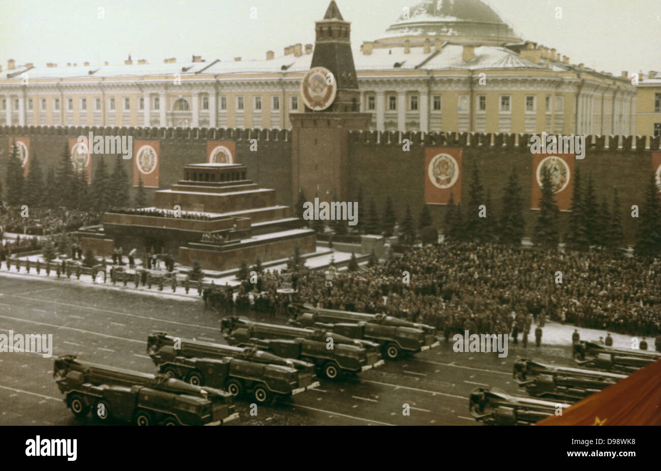 Revisione militare, Piazza Rossa di Mosca, 7 novembre 1971. Sovietico comunista URSS Russia. Foto Stock