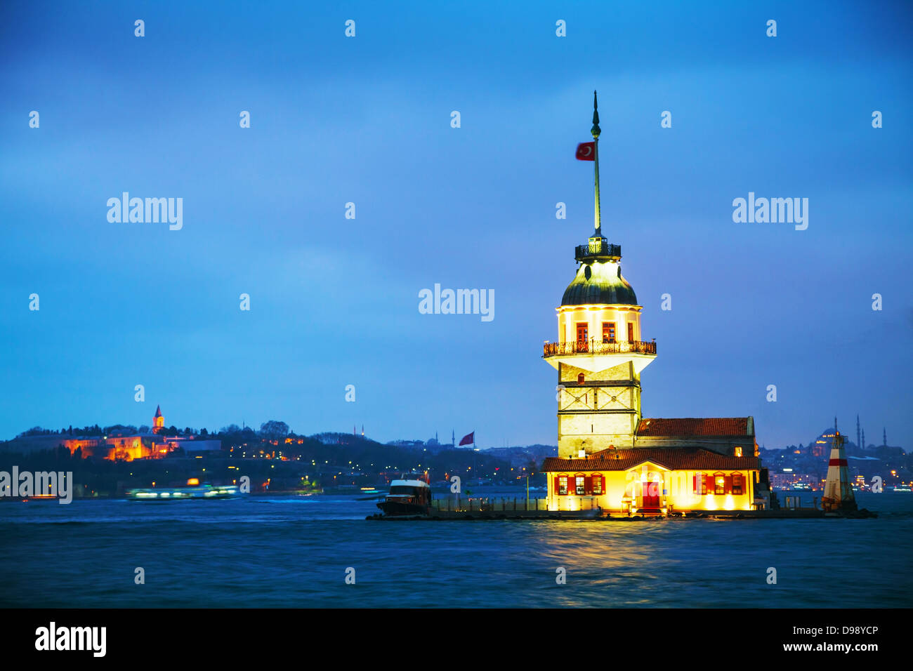 Maiden insulari ad Istanbul in Turchia al tramonto Foto Stock