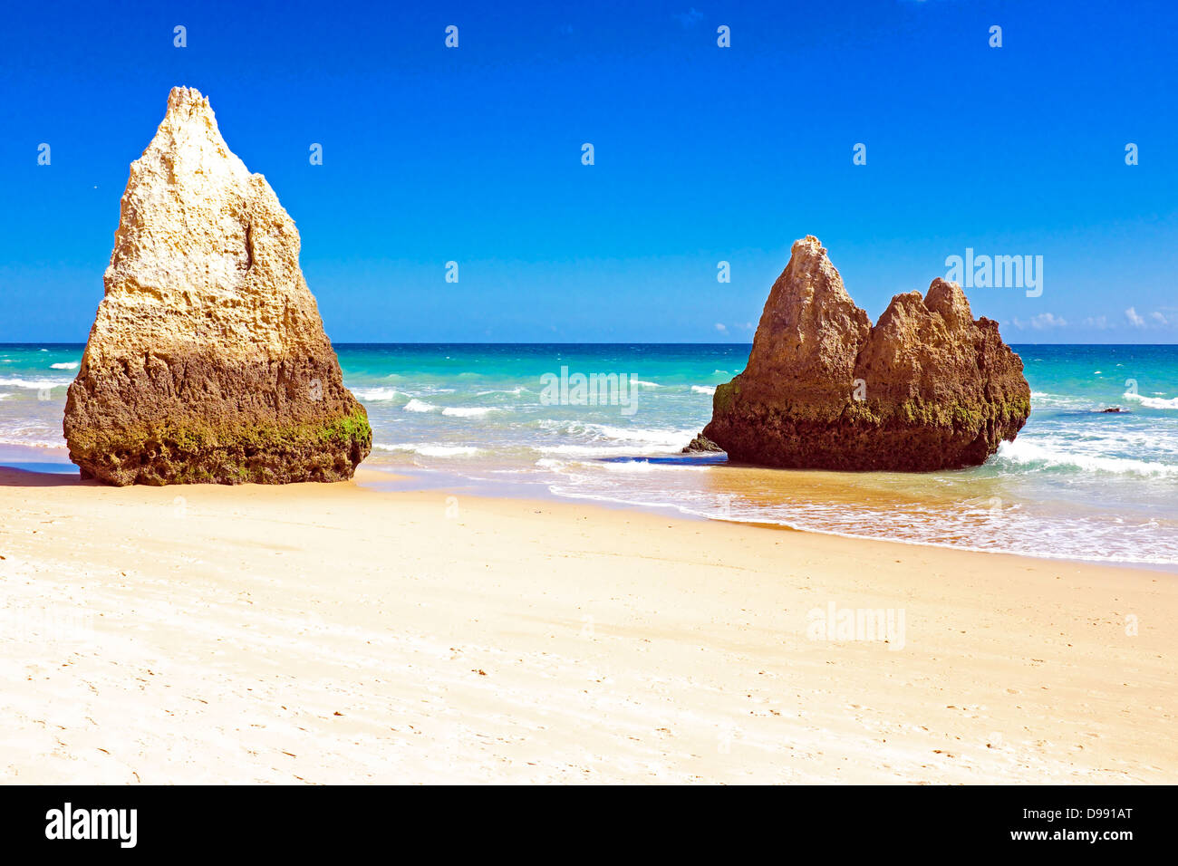 Panorama da Praia Tres Irmaos in Alvor nell' Algarve Portogallo Foto Stock