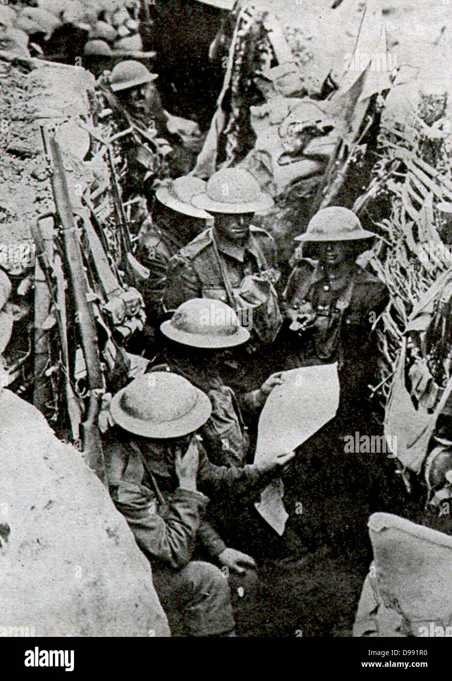 Una guerra di trincea circa 1916 I Guerra Mondiale Foto Stock