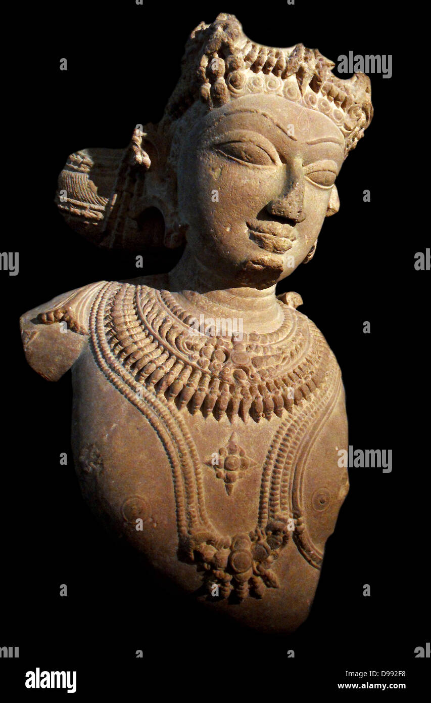 Indù essendo Celeste (vidyadhara?) xi secolo scultura in pietra arenaria dal Madhya Pradesh, India Foto Stock