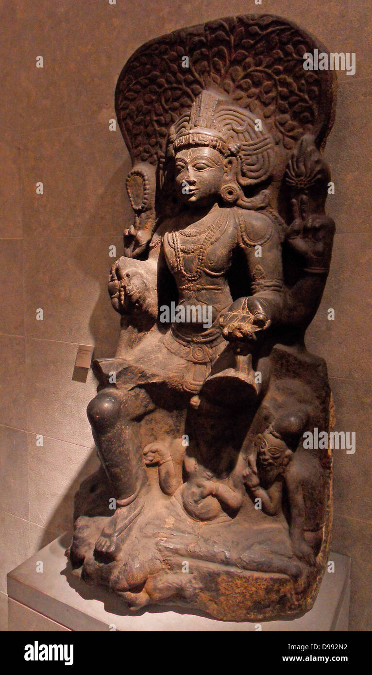 Siva Vyakhyana Dakshinamurti. Xiv - XV secolo dravidico scultura di granito del Tamil Nadu, India Foto Stock