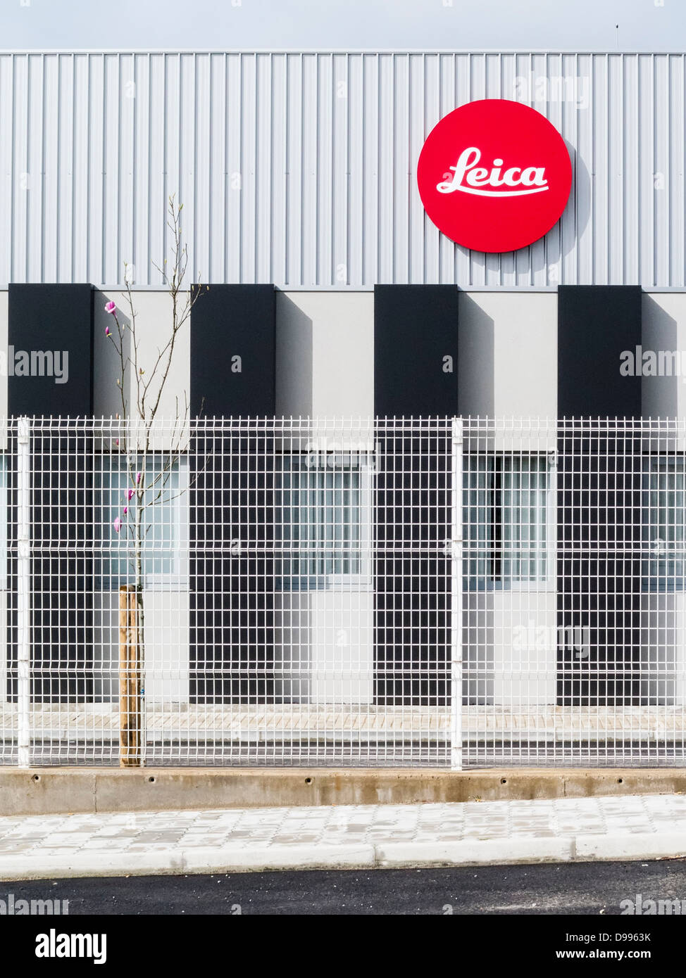 La nuova fabbrica di Leica in Vila Nova de Famalicão, Portogallo. Inaugurato nel marzo del 2013, dopo 40 anni nelle precedenti strutture. Foto Stock