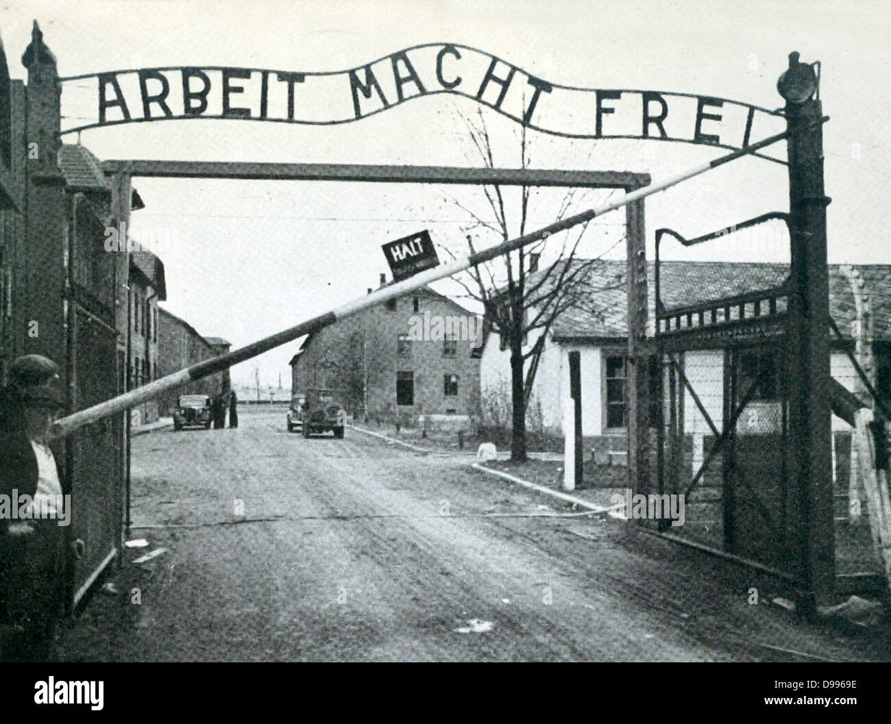 Il gateway principale del campo di concentramento di Auschwitz. Foto Stock