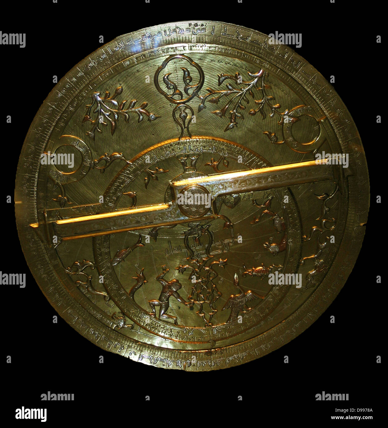 Astrolabio annuncio circa 1345 - 1355 astrolabio è uno strumento astronomico  che consente agli utenti di determinare il periodo di tempo durante il  giorno con l aiuto del sole e di notte