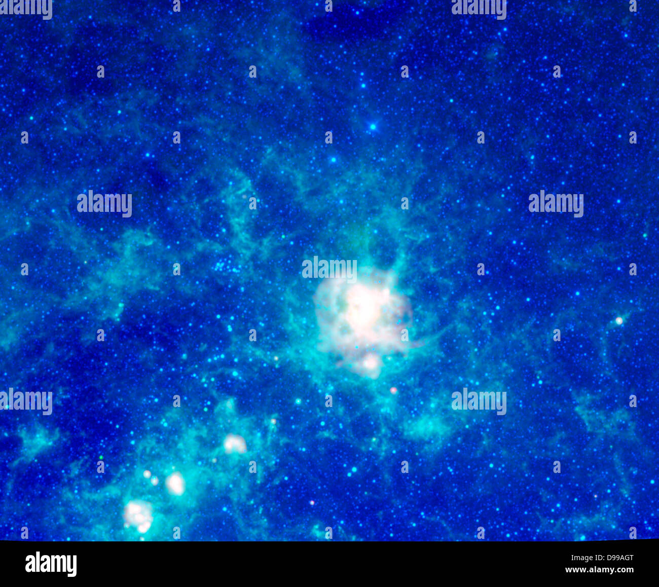 Il cuore e l anima nebulose sono visti in questo mosaico a infrarossi dalla NASA il saggio. Situato nella costellazione di Cassiopea, circa 6 mila anni luce dalla Terra, il cuore e l anima nebulose formano un vasto star-la formazione di complesso che fa parte del Perseo braccio a spirale della nostra Via Lattea. La nebulosa a destra è il cuore e a sinistra è l'anima nebulosa. Foto Stock