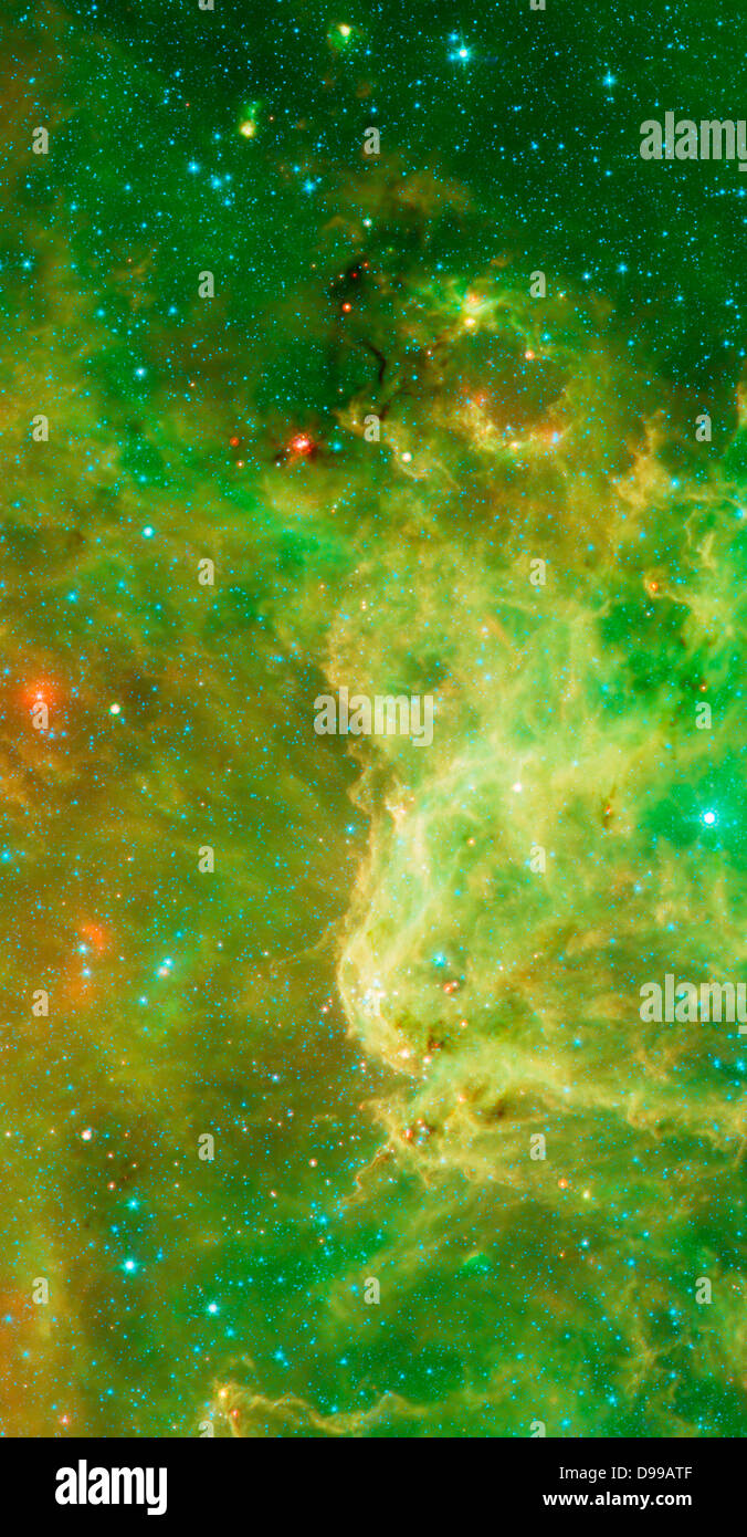 Questo paesaggio di vorticazione di stelle è noto come il Nord America nebulosa. Spitzer. Foto Stock