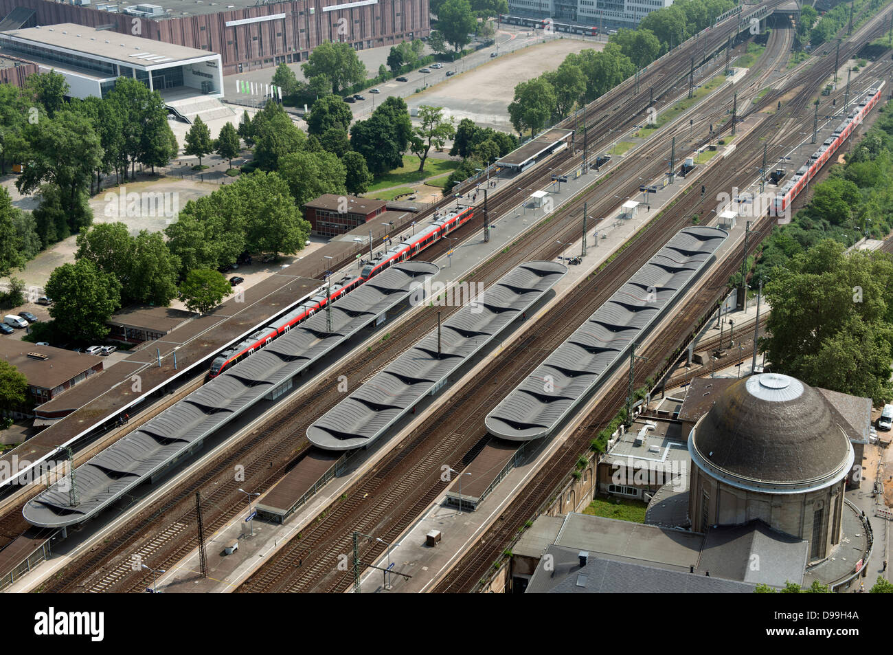 Colonia Messe Deutz stazione ferroviaria Foto Stock