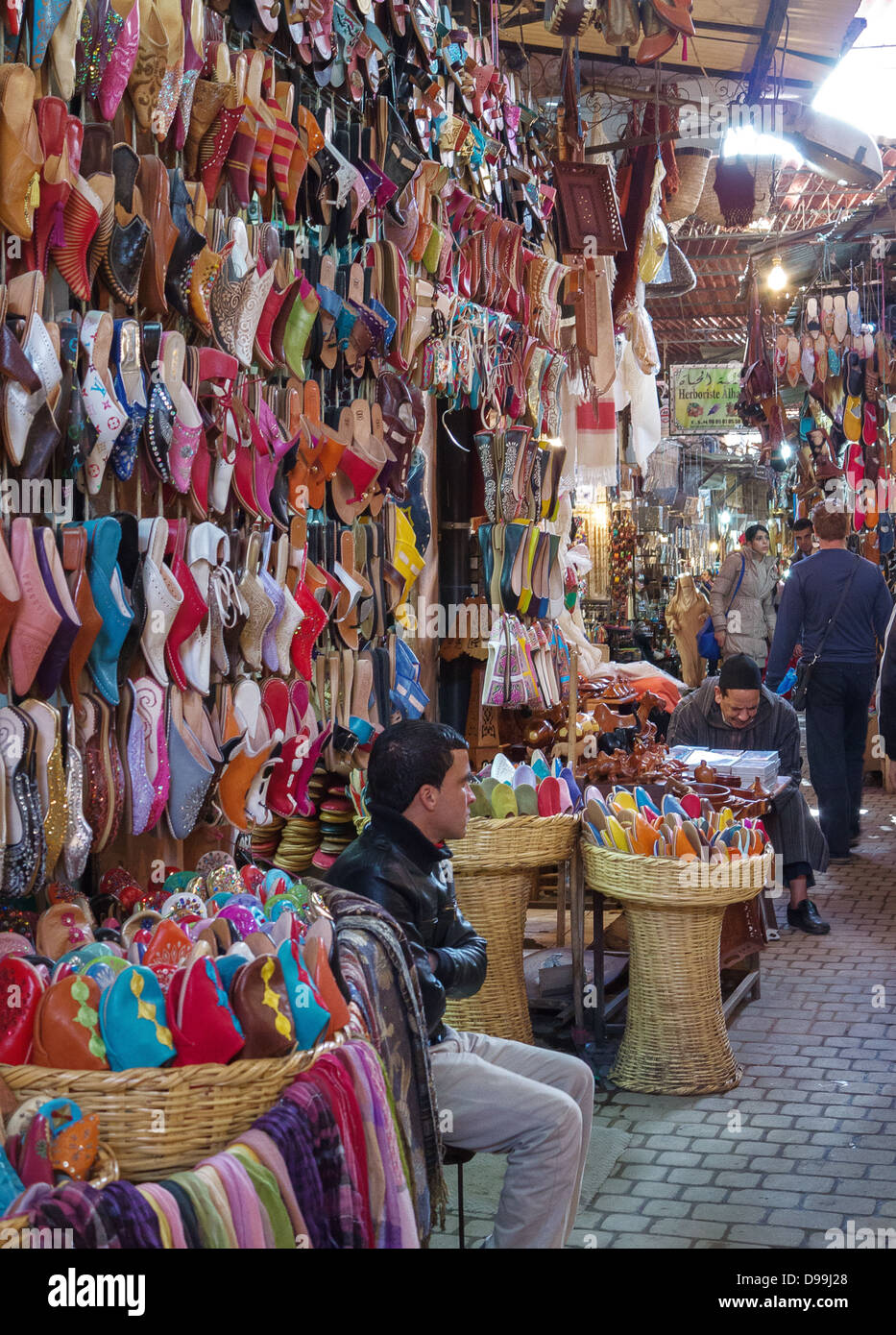 In e circa i souk e Piazza Jemaa El Fnaa di Marrakech, Marocco Foto Stock