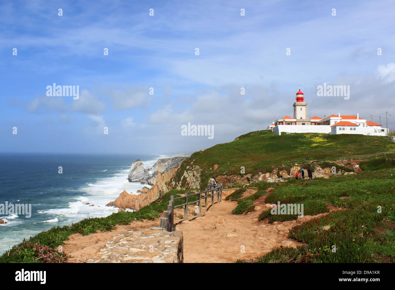 La costa rocciosa del punto più occidentale dell'Europa continentale in Cabo da Roca, Sintra, Portogallo Foto Stock