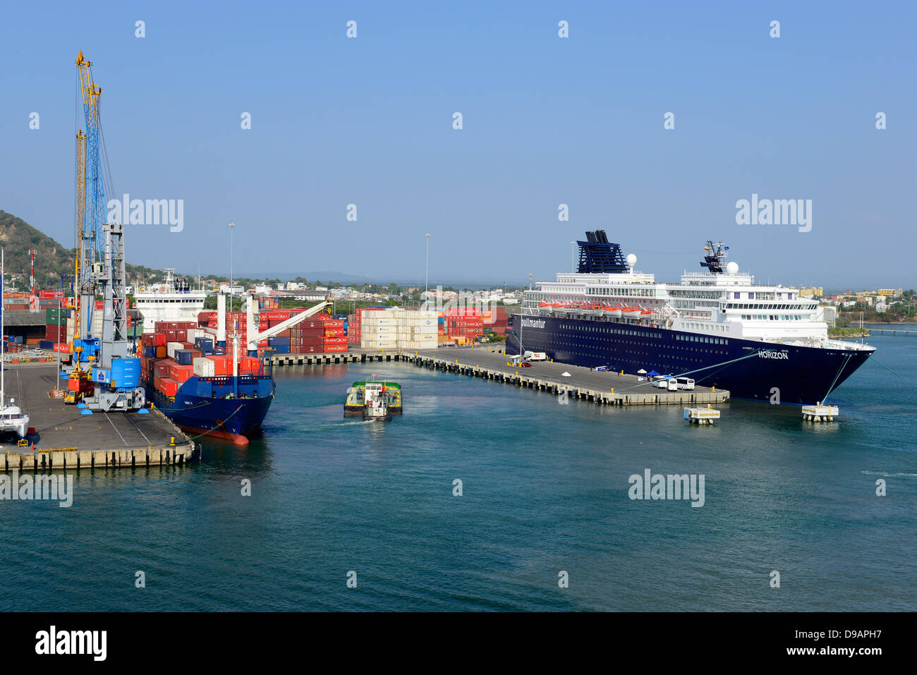 I contenitori di spedizione porto di Cartagena Colombia Sud America SA dei Caraibi Foto Stock