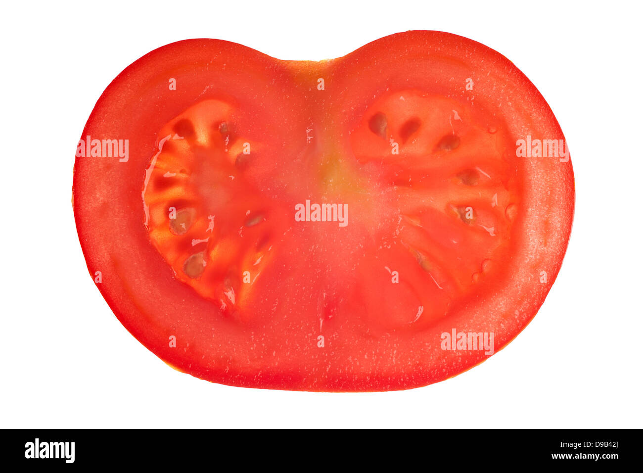 Red fetta di pomodoro isolato su sfondo bianco Foto Stock