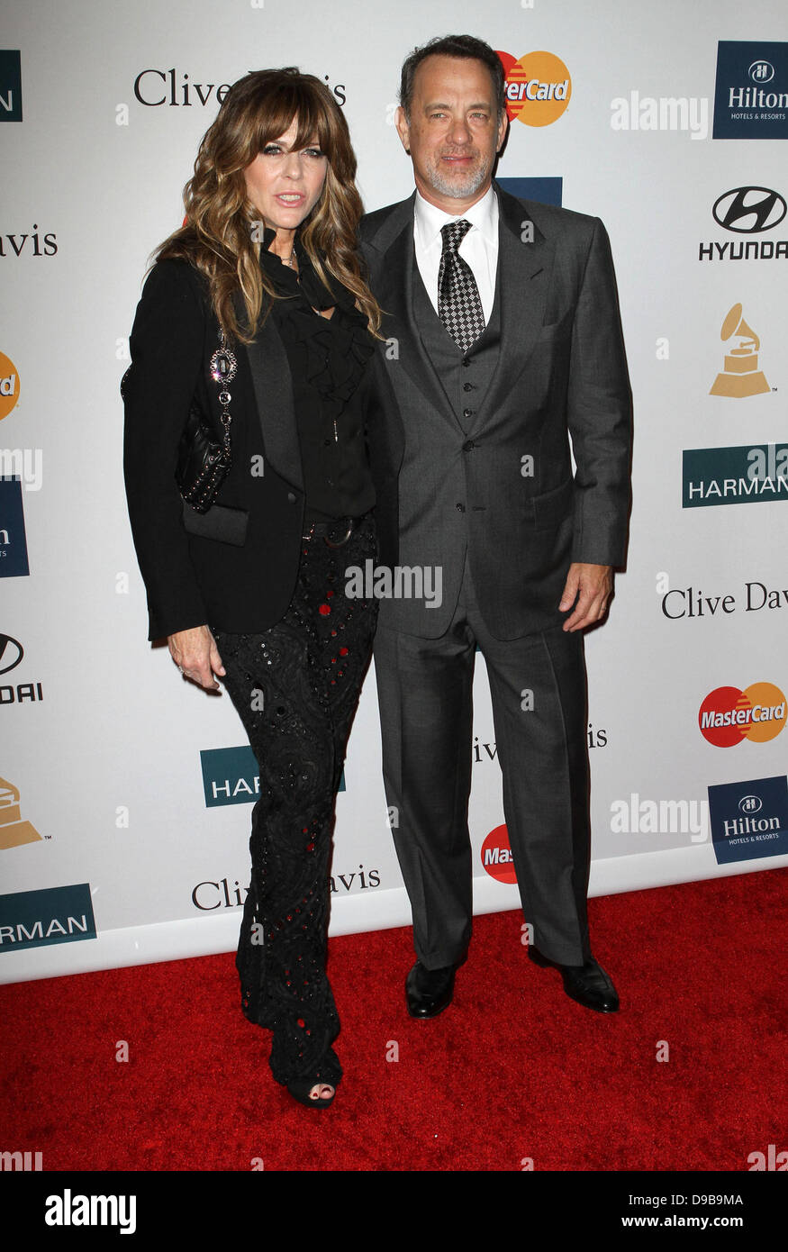Rita Wilson, Tom Hanks Clive Davis e la Recording Academy 2012 Pre-GRAMMY gala tenutosi presso il Beverly Hilton Hotel di Los Angeles, California - 11.02.12 Foto Stock