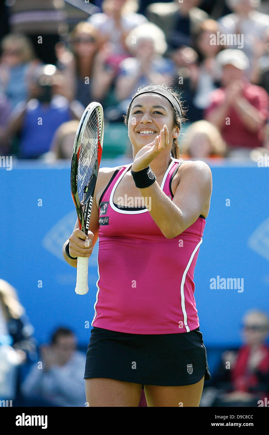 Eastbourne, Regno Unito. 17 Giugno, 2013. Heather Watson fa un impressionante inizio a Aegon internazionale con la vittoria sul mondo numero 27 Varvara Lepchenko (USA) da parte di un cliente di 6-3 6-4. Credito: Azione Sport Plus/Alamy Live News Foto Stock