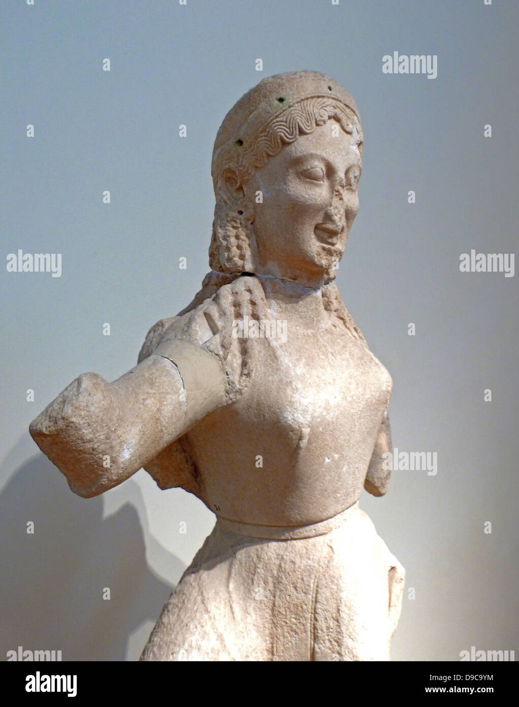 Statua di Nike. Parian marmo, trovati in Delos. La prima pietra noto  free-standing statua di Nike, eventualmente opera dello scultore Archermos  da Chio. Circa 550 BC Foto stock - Alamy