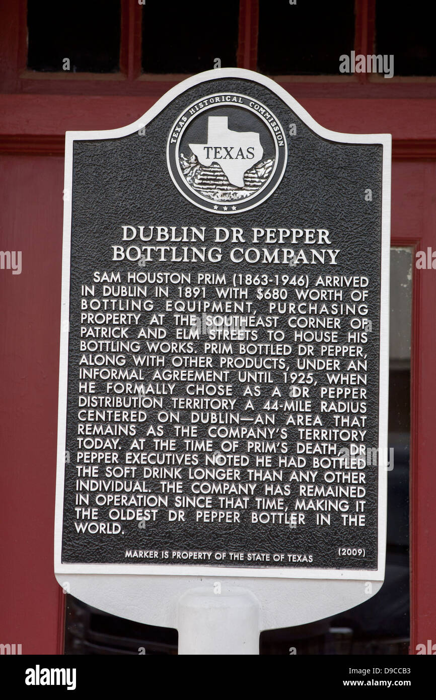 Dublino DR PEPPER BOTTLING COMPANY Sam Houston Prim (1863-1946) sono arrivati a Dublino nel 1891 con $ 680 che vale la pena di imbottigliamento di apparecchiatura, Foto Stock