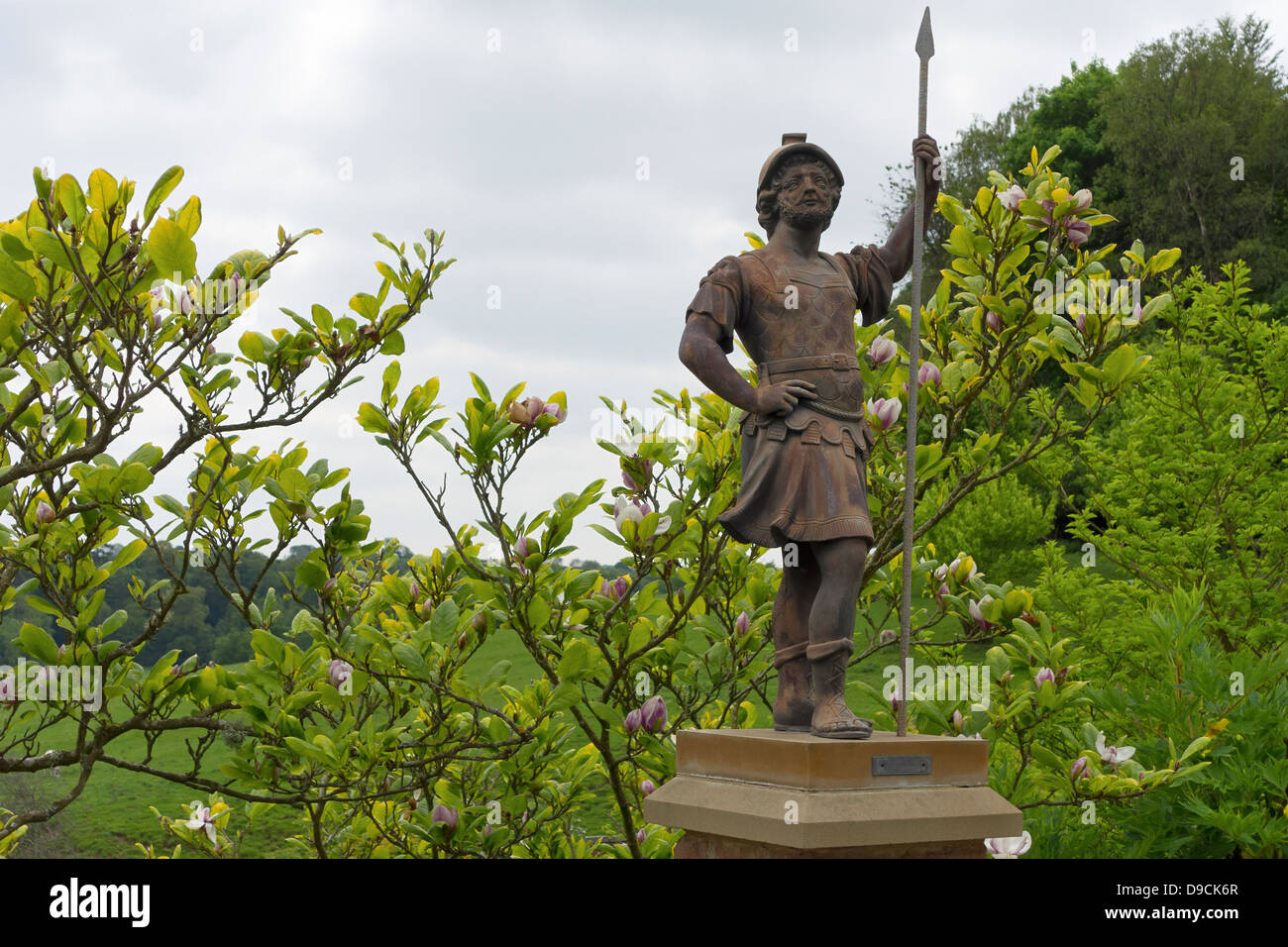 La scultura soldato romano a Wallington Hall del Northumberland. Proprietà del National Trust. Foto Stock