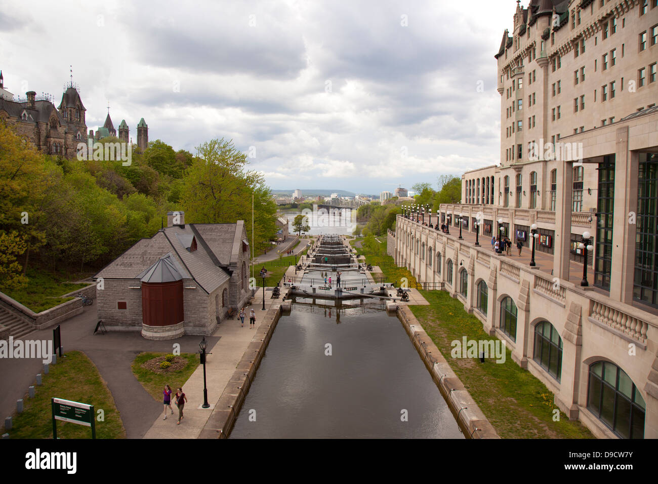 Serrature in barca sul Canale Rideau a Ottawa Foto Stock