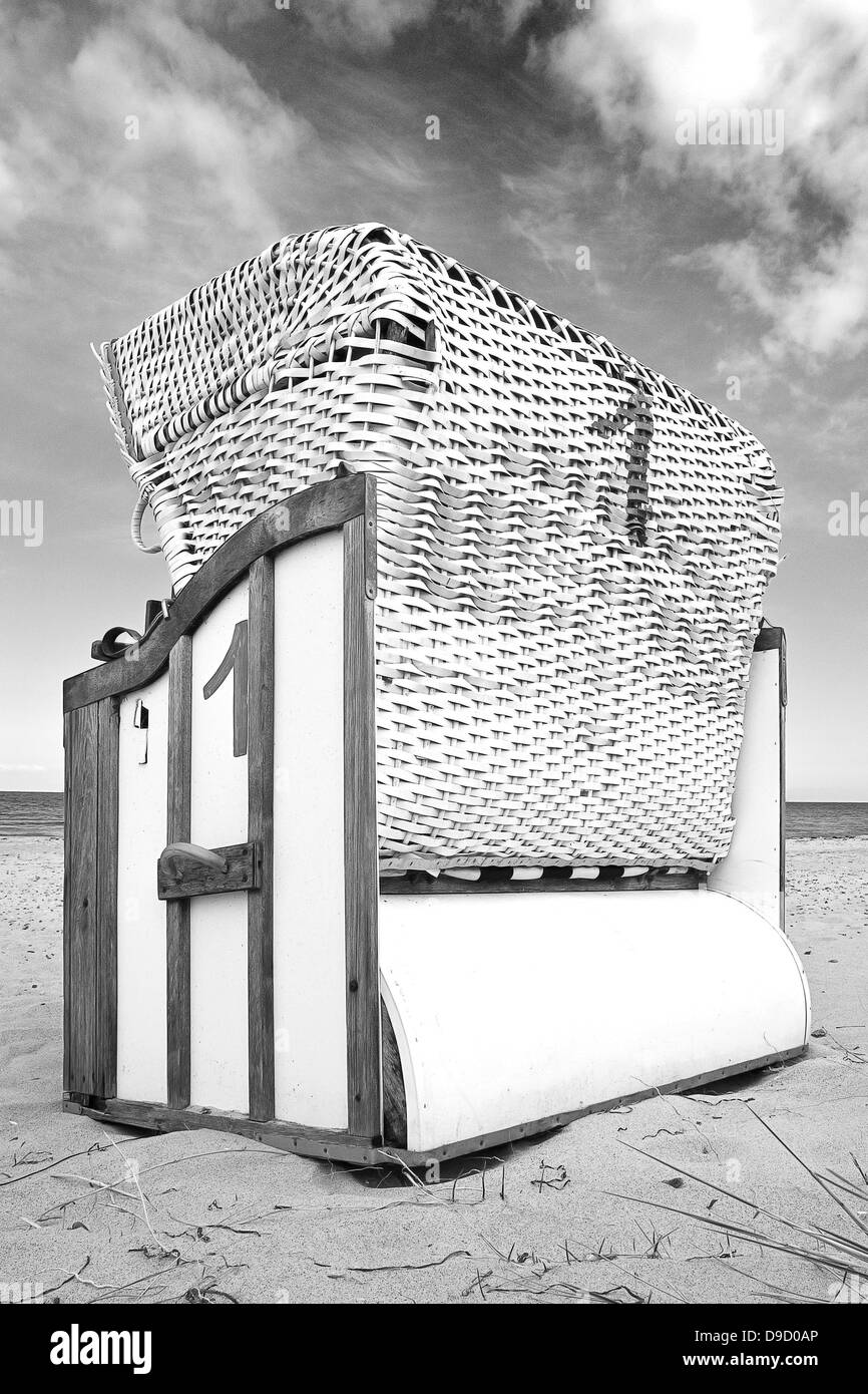 Cestini di spiaggia sul Mar Baltico, bella montagna, cerchio di pl?n, SCHLESWIG-HOLSTEIN, spiaggia della California Foto Stock