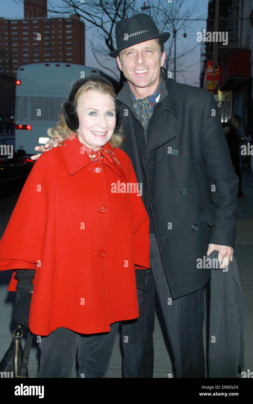Juliet Mills e Maxwell Caulfield Screening di 'Meek interdizione dell' al Landmark Sunshine Cinema - Gli arrivi di New York City, Stati Uniti d'America - 28.03.11 Foto Stock