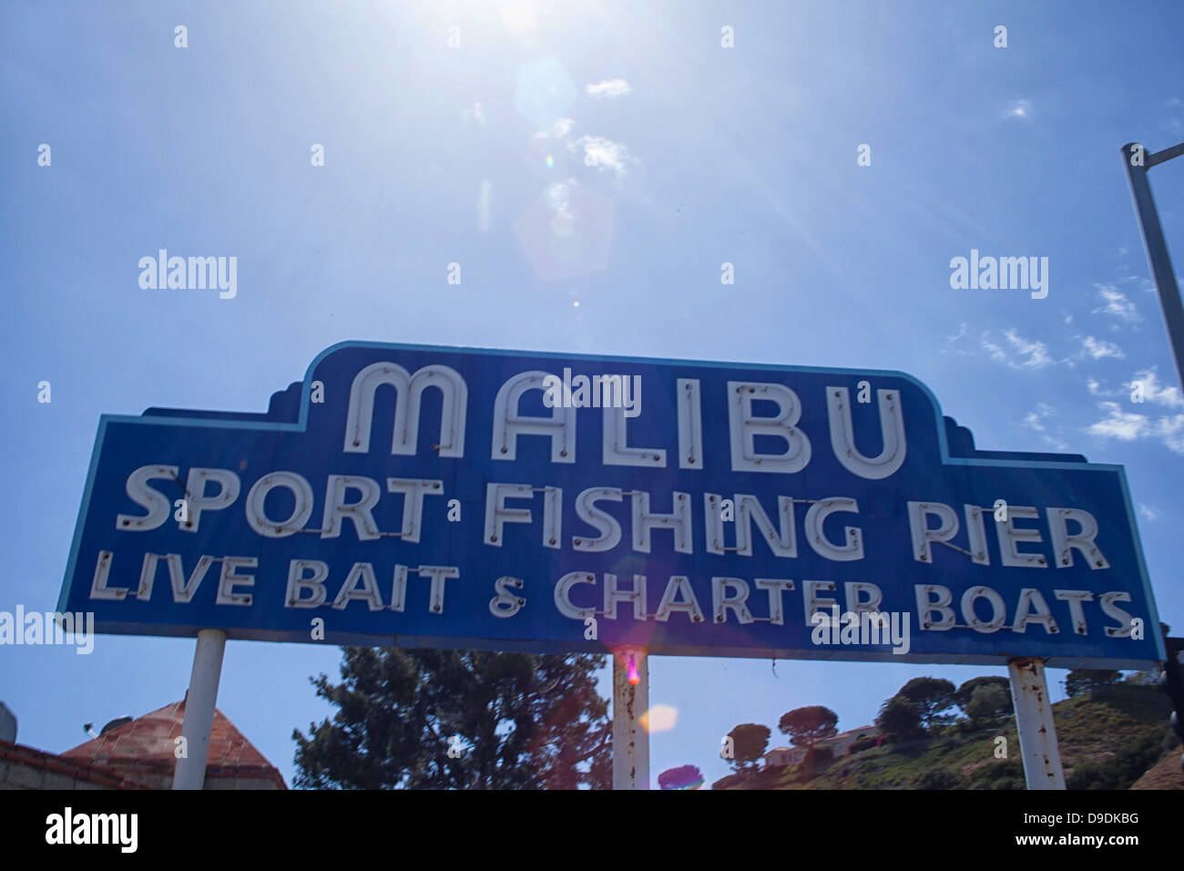 Malibu Molo Pesca firmare in presenza di luce solare Foto Stock