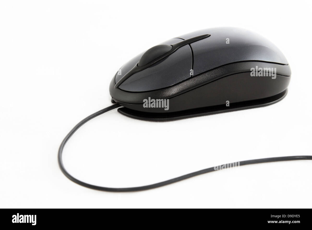 Il mouse del computer isolato su bianco Foto Stock