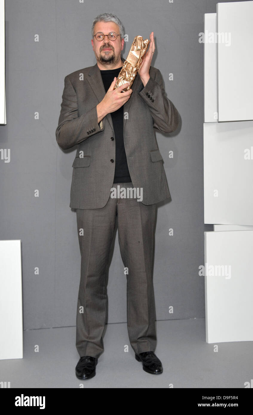 Sylvain Chomet ' miglior film di animazione' La trentaseiesima edizione Cesar Awards 2011 tenutosi presso il Teatro du Chatelet - Photocall Parigi, Francia - 25.02.11 Foto Stock