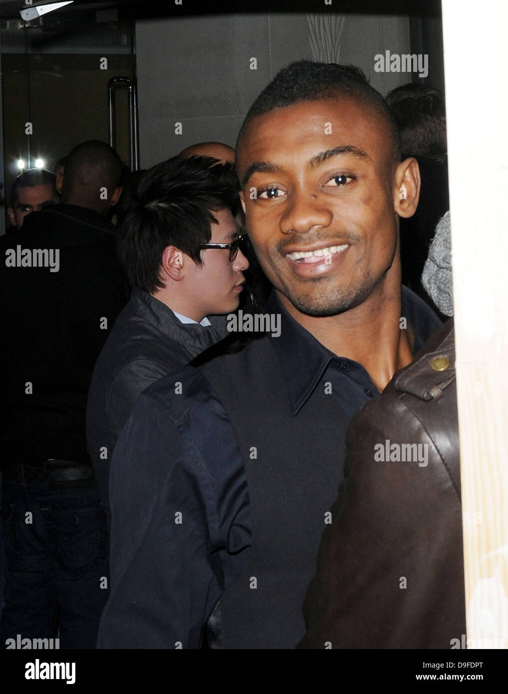 Chelsea il calciatore Salomon Kalou al Buddha Funky night club di Londra - Inghilterra - 01.03.11 Foto Stock