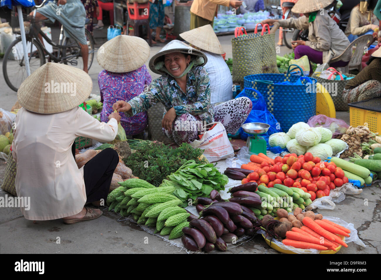 Mercato, Tra su, il Delta del Mekong, Vinh Long Provincia, Vietnam, Indocina, sud-est asiatico Foto Stock