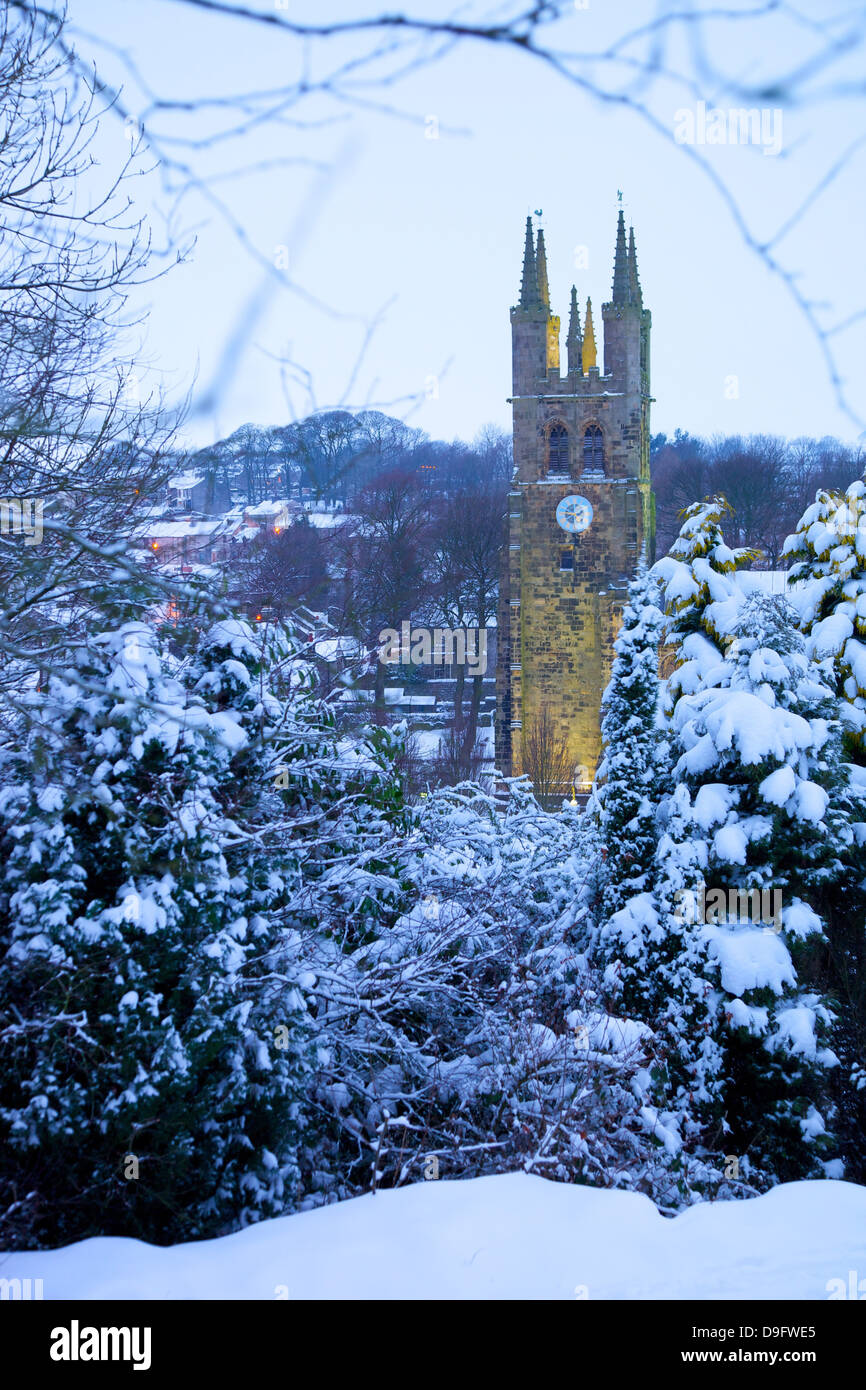 Cattedrale di picco nella neve, Tideswell, Parco Nazionale di Peak District, Derbyshire, England, Regno Unito Foto Stock Cattedrale di picco nella neve, Tideswell, Parco Nazionale di Peak District, Derbyshire, England, Regno Unito Foto Stock