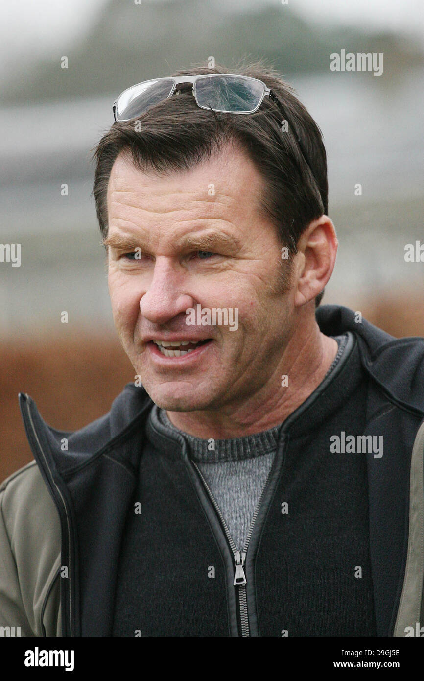 Sir Nick Faldo Goodwood Premere Giorno 2011 tenutasi a Goodwood House West Sussex, in Inghilterra - 17.03.11 Foto Stock