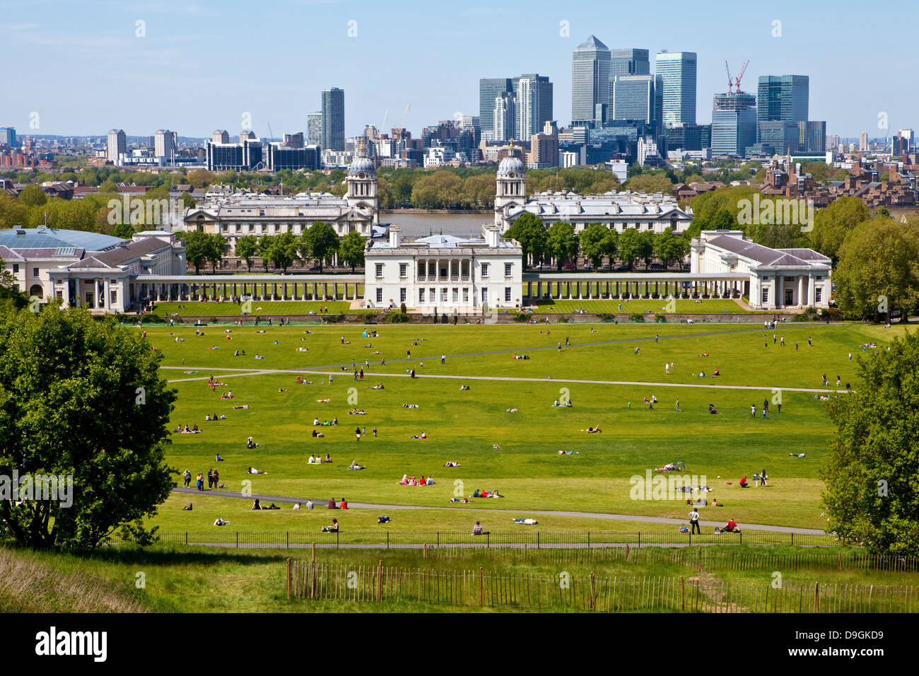 La magnifica vista dall'Osservatorio di Greenwich prendendo in luoghi quali Docklands e il Royal Naval College di Londra. Foto Stock