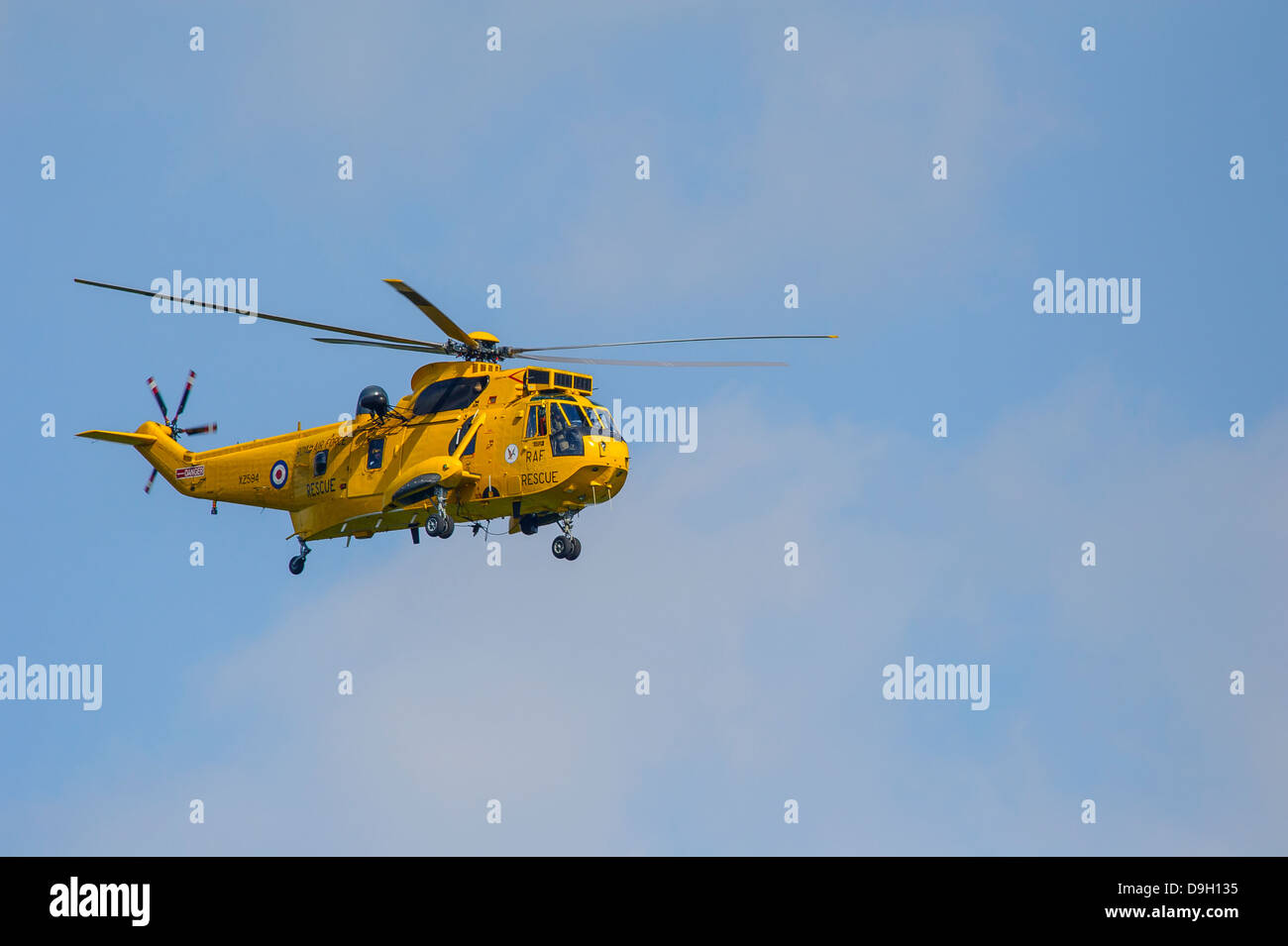 RAF Salvataggio in elicottero (un mare re SAR) su Mayday gridare su South Yorkshire (202 Squadrone RAF Leconfield). Foto Stock