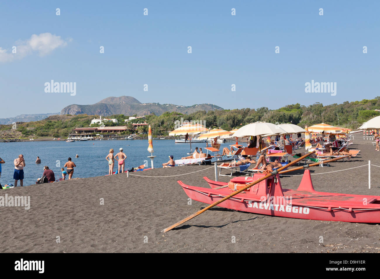 Baia Negra Spiaggia Di Sabbia Nera Porto Di Ponente