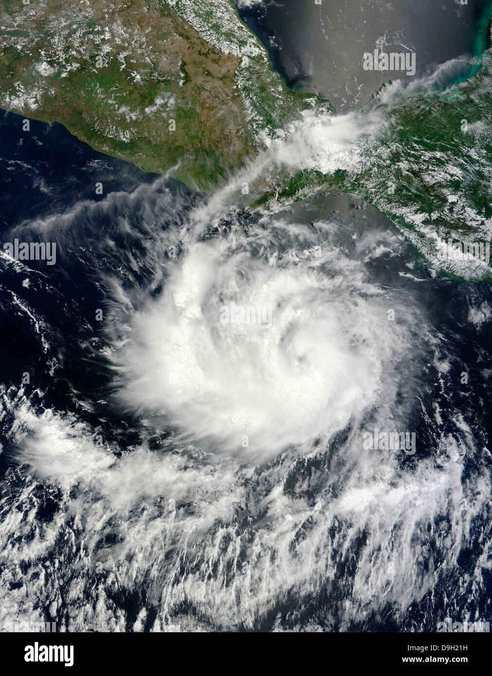 Vista satellitare di tempesta tropicale Darby al largo delle coste del Messico. Foto Stock