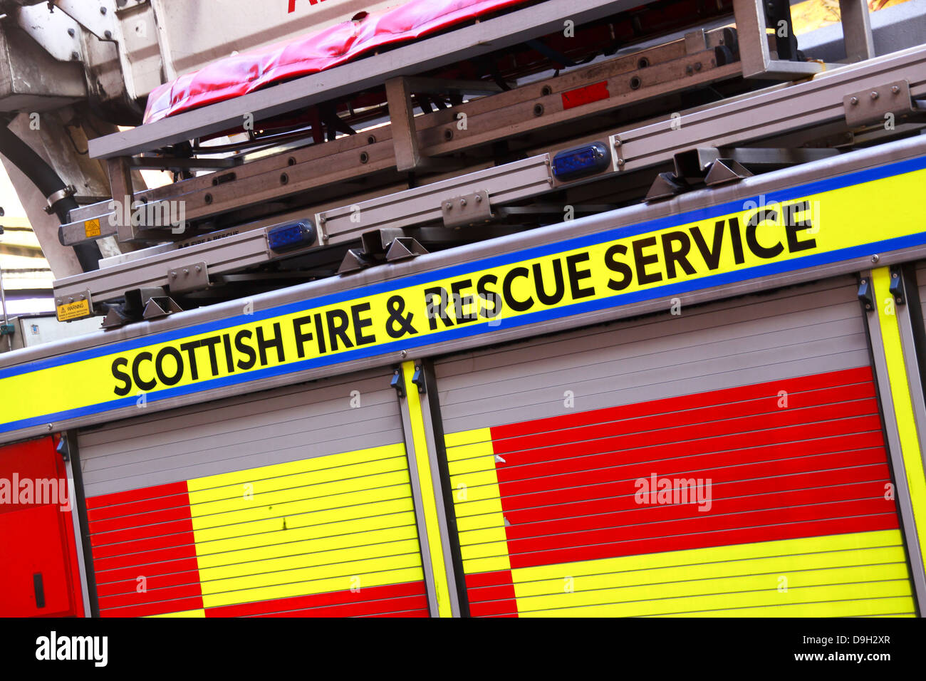 Nuovo Fuoco scozzese e il logo di salvataggio e digital signage Foto Stock