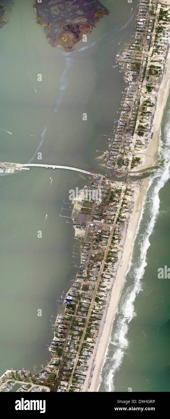 Vista aerea che mostra una porzione di Mantoloking, New Jersey, danneggiati da un uragano di sabbia. Foto Stock