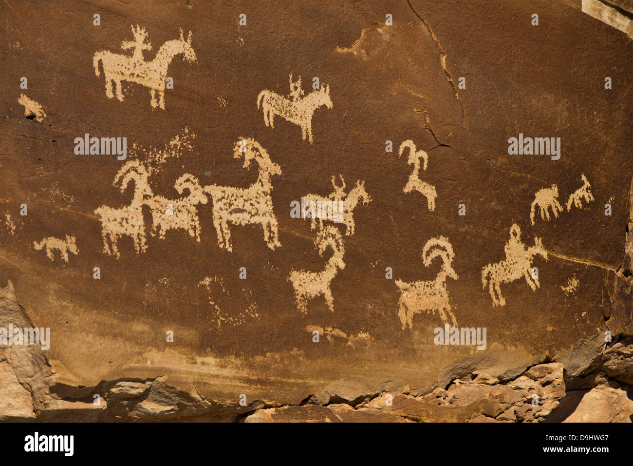 Il pannello di roccia con Ute Petroglyph disegni, Arches National Park, Utah, Stati Uniti d'America Foto Stock