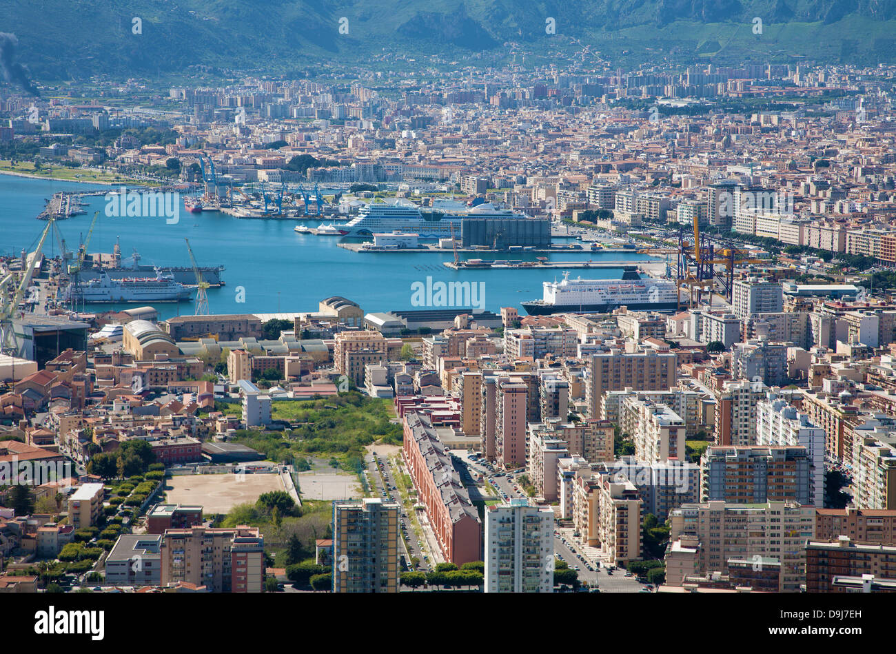 Palermo - outlook sulla città e sul porto di Montaggio modulo Pelegrino Foto Stock