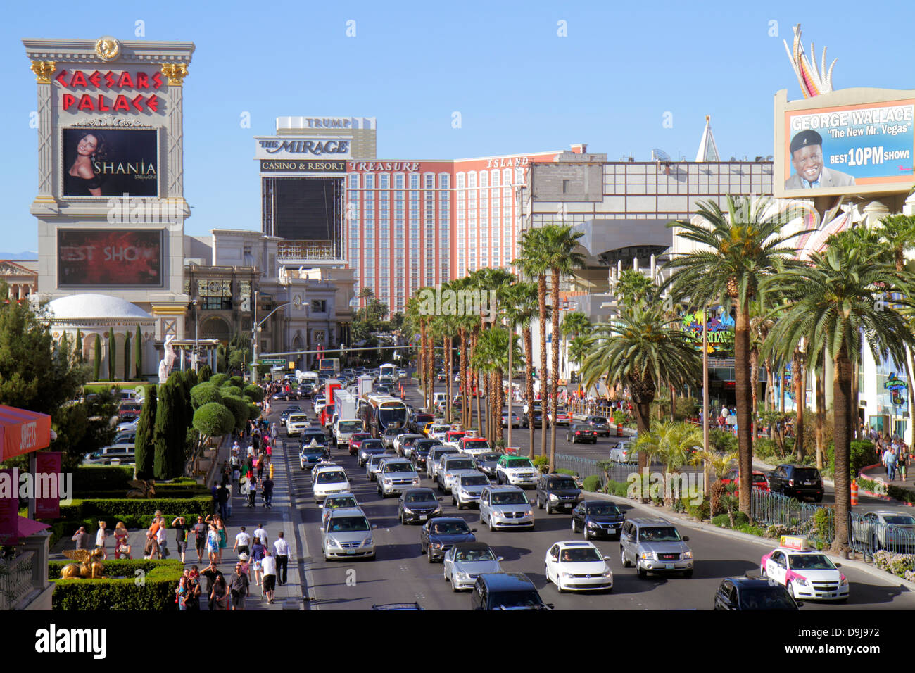 Las Vegas Nevada, The Strip, South Las Vegas Boulevard, Caesars Palace Las Vegas Hotel & Casino, Treasure Island Hotel & Casino, Mirage Resort & Casino, hot Foto Stock