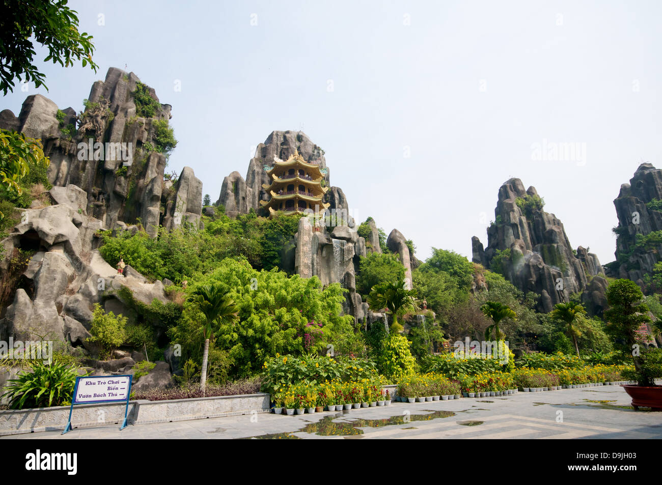 Dai templi Nam e parco di safari in Vietnam. Di interesse turistico, culturale e storica zona Foto Stock