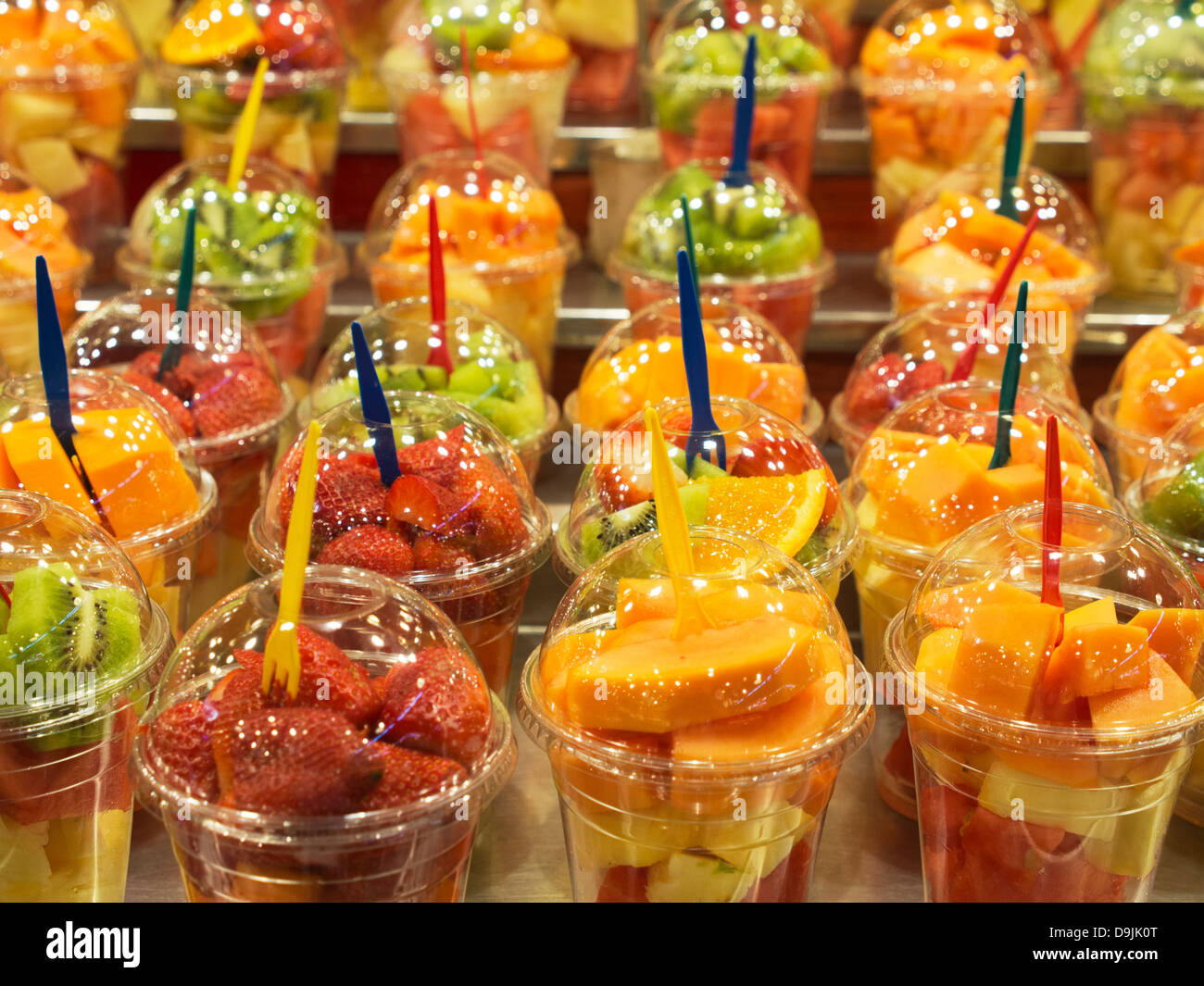 Cocktail di frutta nel Mercato di Boqueria, poco lontano da La Rambla, Barcelona, Spagna 1 Foto Stock
