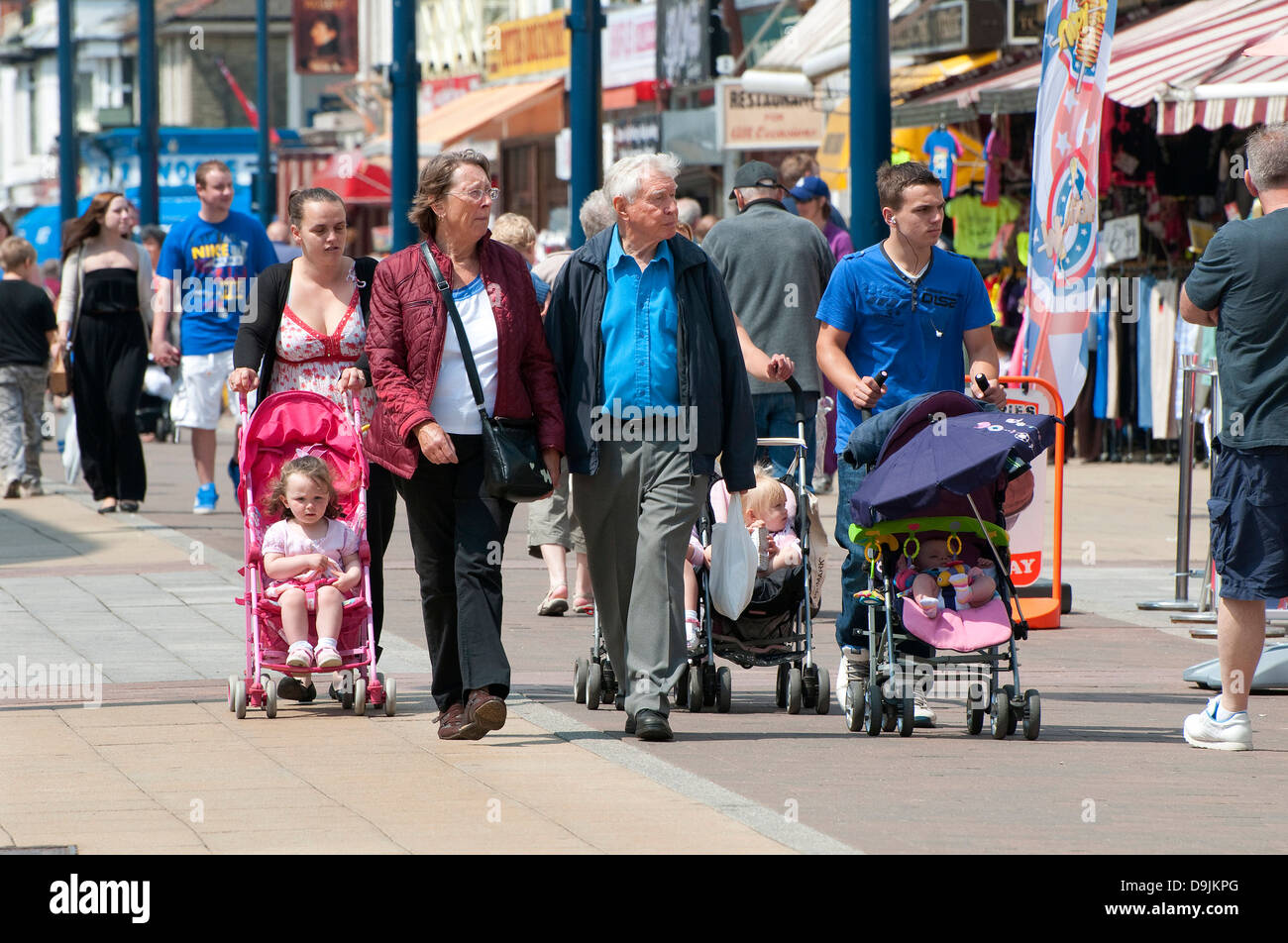 I vacanzieri, Regent Road, Great Yarmouth, Norfolk, Inghilterra Foto Stock