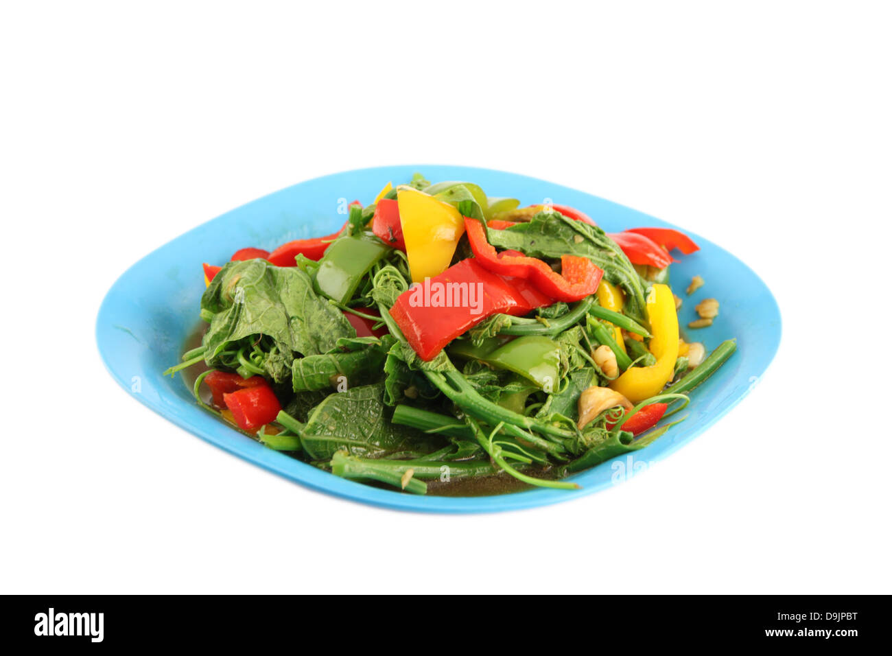 Puff peperoni gourd Amaro nel piatto su sfondo bianco. Foto Stock