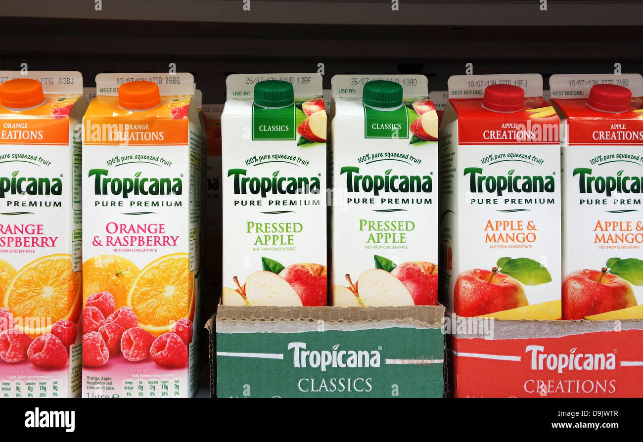 I cartoni di Tropicana succo di frutta Foto Stock